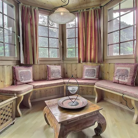 The Sunny Duplex, Bouquetins 5 *